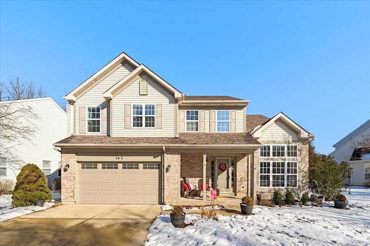 608 Pearces Ford Oswego, IL 60543