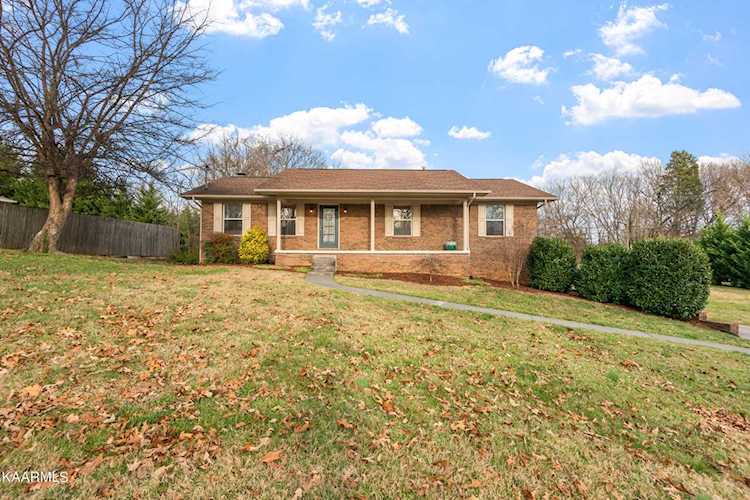 1700 NW Tonalea Rd Knoxville, TN 37909