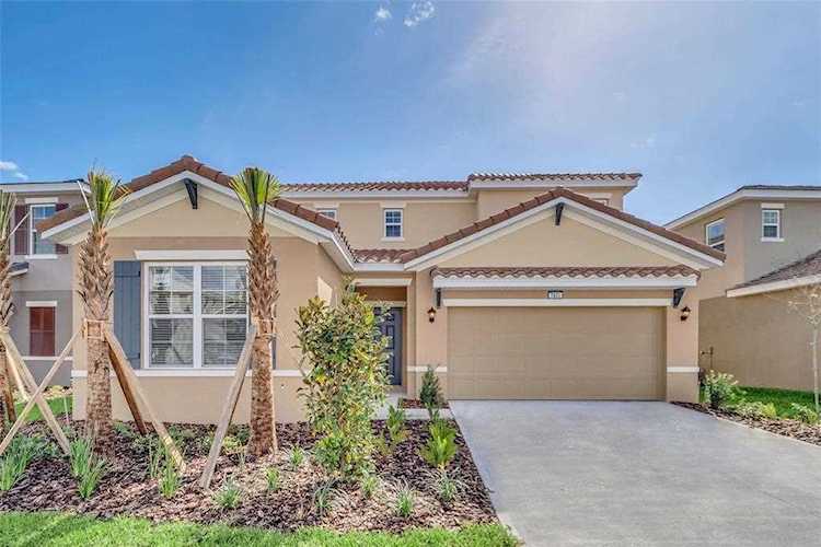 7631 Oakmoss LOOP Davenport, FL 33837