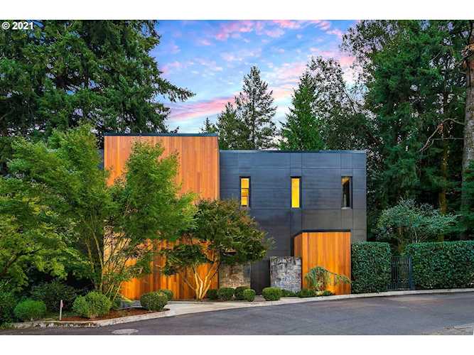 2808 SW Patton Ln Portland, OR 97201