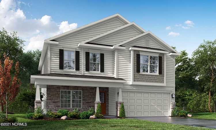 1024 Spivey Circle New Bern, NC 28562