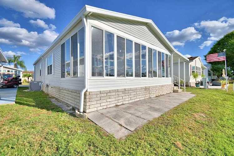 535 Village Blvd Frostproof, FL 33843
