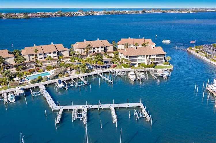 4138 Marina Ct #422 Cortez, FL 34215