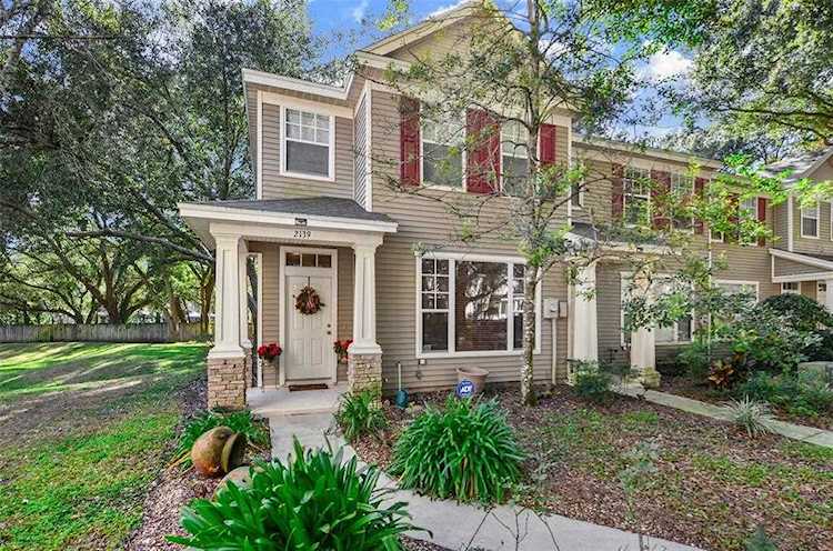2139 Golden Oak Ln Valrico, FL 33594