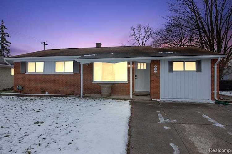 123 Harvard Ave South Lyon, MI 48178 | MLS 2220003032 Photo 1