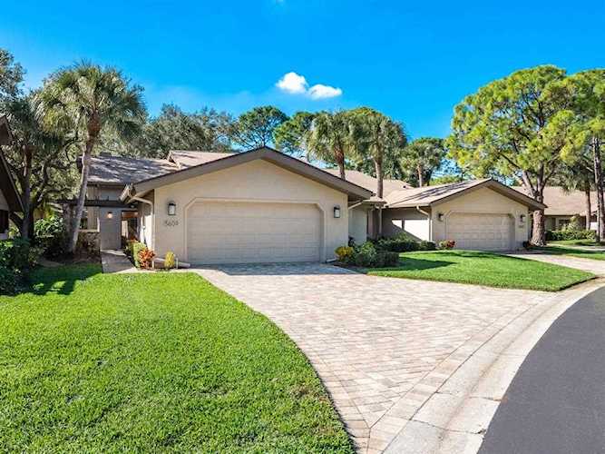 5609 Pipers Waite #4 Sarasota, FL 34235