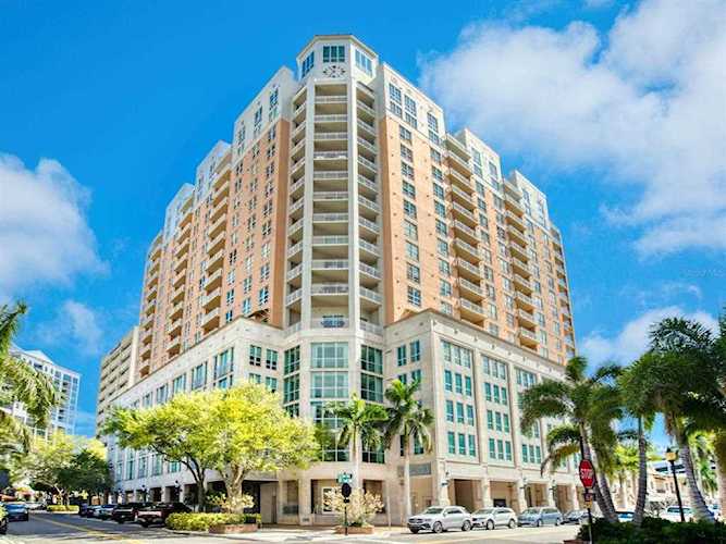 1350 Main St #903 Sarasota, FL 34236