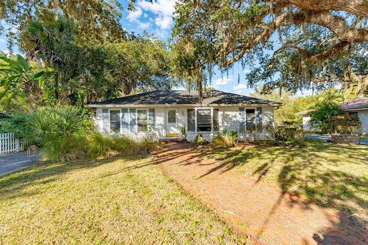 2635 Hyde Park St Sarasota, FL 34239