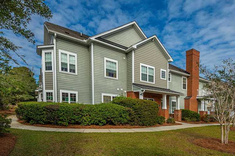 100 Deerfield Dr Charleston, SC 29414