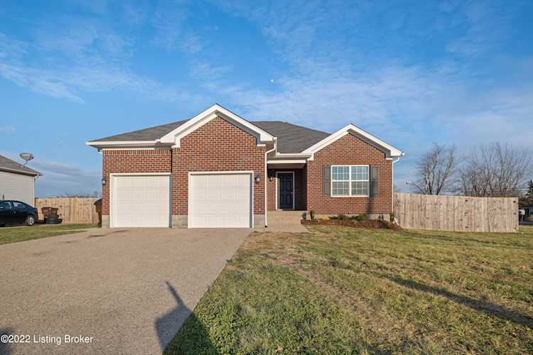 113 Gentry Crossings Blvd Mt Washington, KY 40047