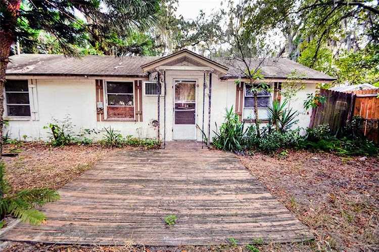 531 Wildwood WAY Clearwater, FL 33756