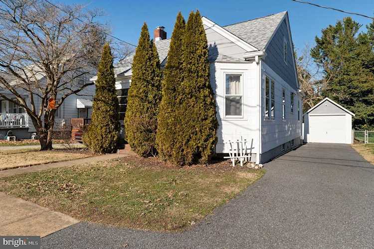 311 W Summit Ave Wilmington, DE 19804