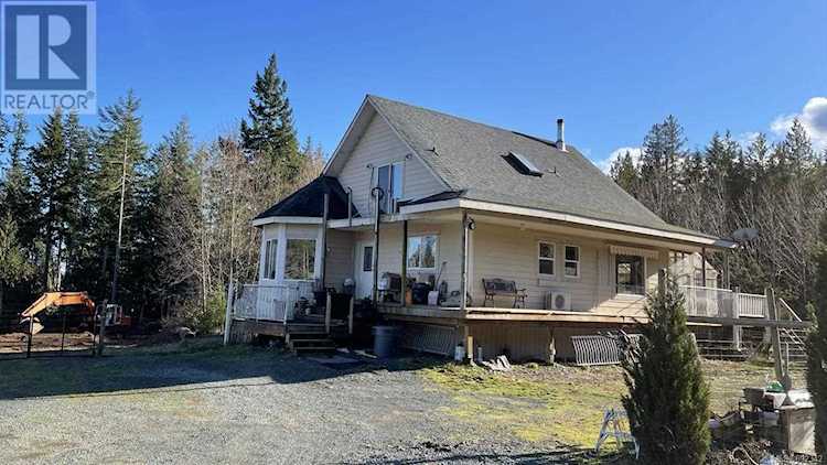 2668 Macpherson Qualicum Beach, BC V9K2L7