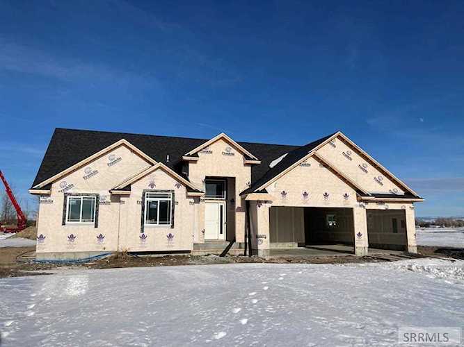 4251 E 237 North Rigby, ID 83442