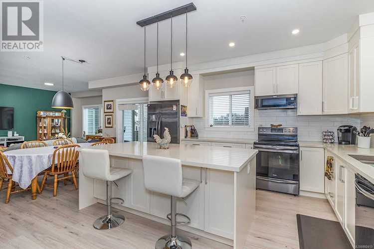 253 Victoria Nanaimo, BC V9R4P8