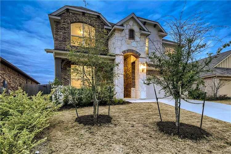 182 Banana ST Buda, TX 78610