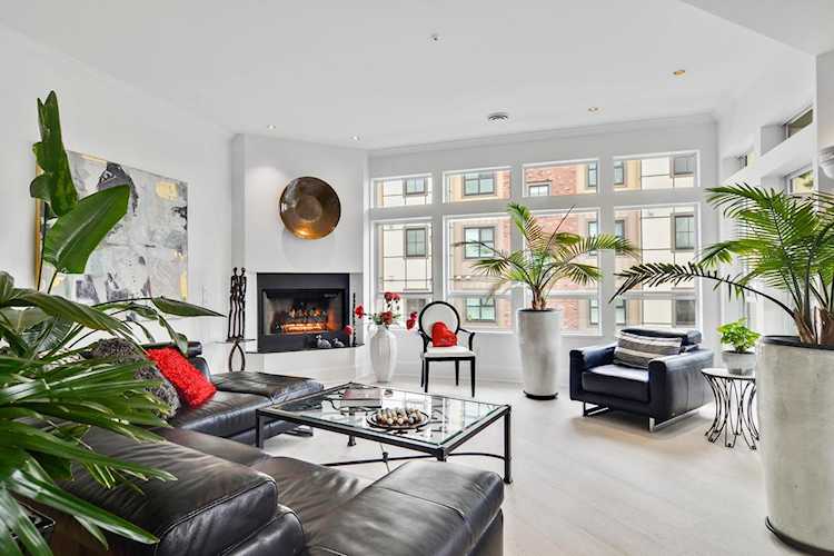 20448 Park Avenue #401 Langley, BC V3A 4N3