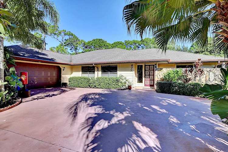 677 SW Woodcreek Drive Palm City, FL 34990