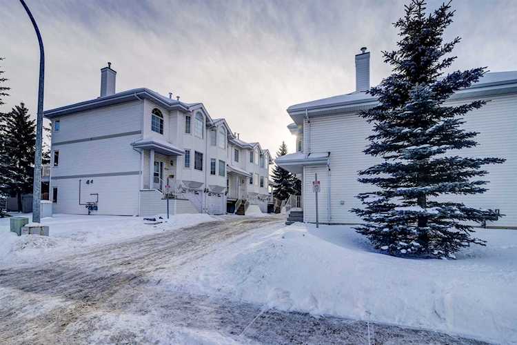 4259 29 Avenue Edmonton, AB T6L 6W5