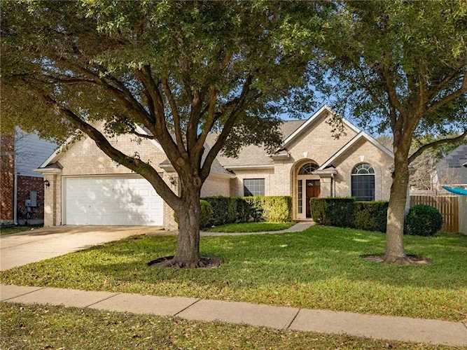 816 Broken Feather TRL Pflugerville, TX 78660