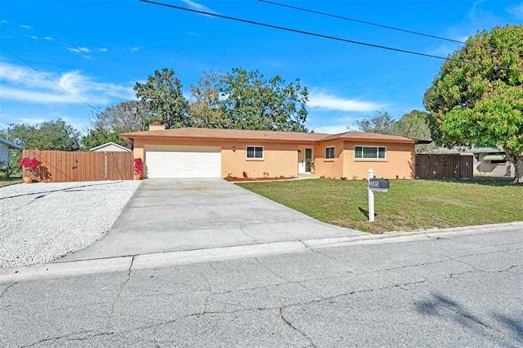3085 Goldenrod St Sarasota, FL 34239