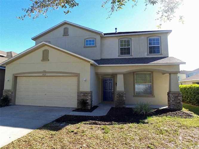 2509 Peekskill Rd Valrico, FL 33594