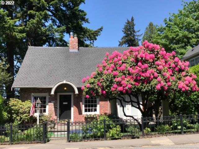2711 SW Patton Rd Portland, OR 97201