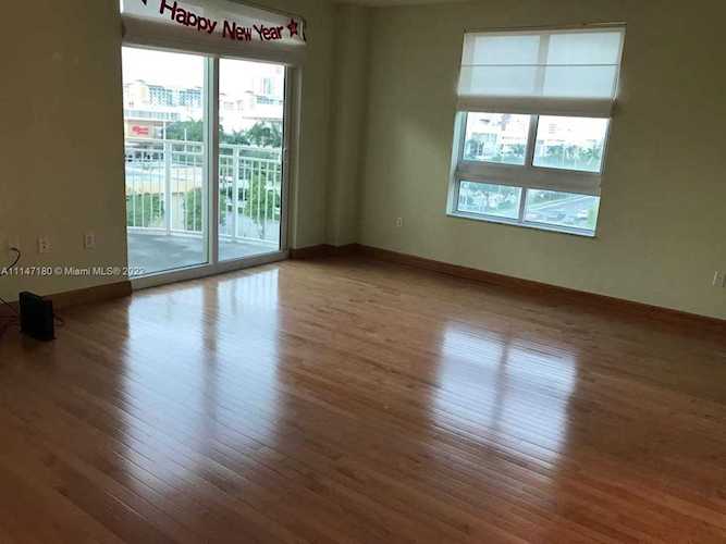 7355 SW 89th St #519N Miami, FL 33156