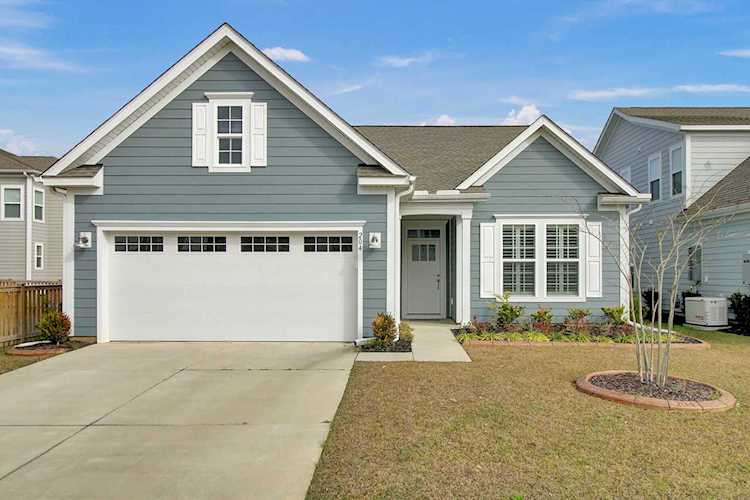 Home For Sale in The Ponds Summerville Dorchester. 204 Oak View Way.| Matt O’Neill Real Estate Photo 1