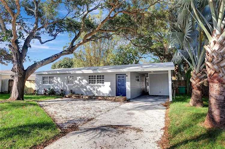 4209 W Iowa Ave Tampa, FL 33616