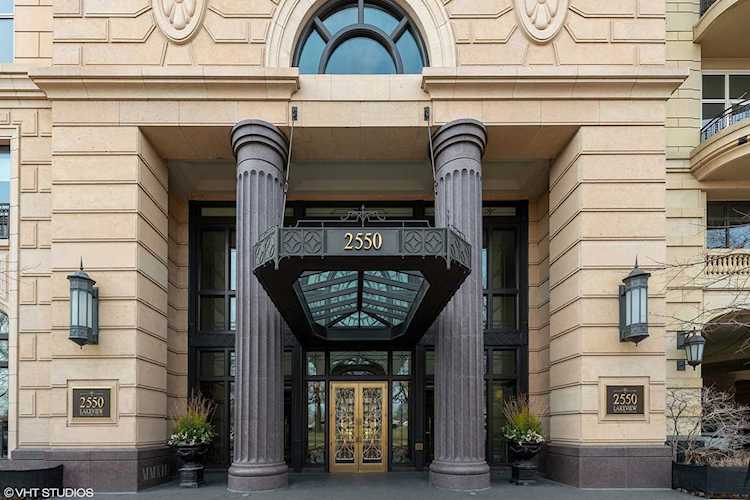 2550 N Lakeview Ave #S3101 Chicago, IL 60614