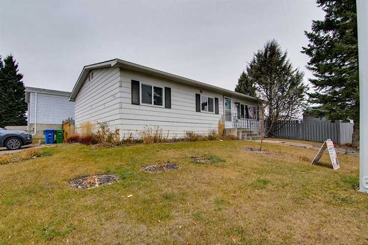 121 Spring Haven Rd SE Airdrie, AB T4A 1C5