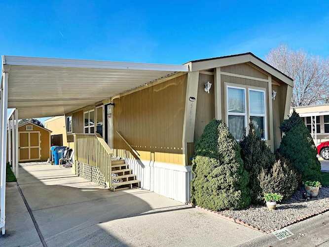 5621 N Fairfax Lane Garden City, ID 83714