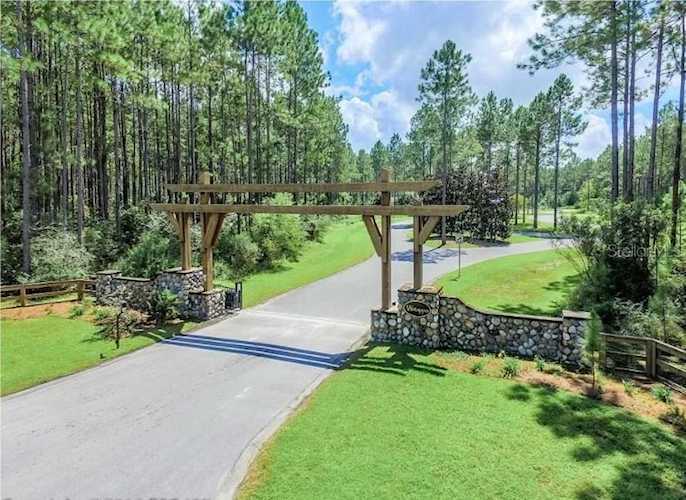 Bristle Cone Dr Wewahitchka, FL 32465