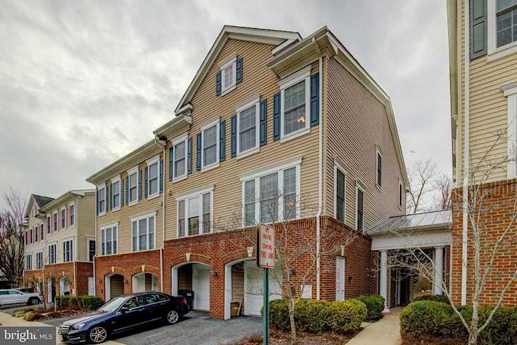 7072 Huntley Run Place #98B Alexandria, VA 22306 | MLS VAFX2042212 Photo 1
