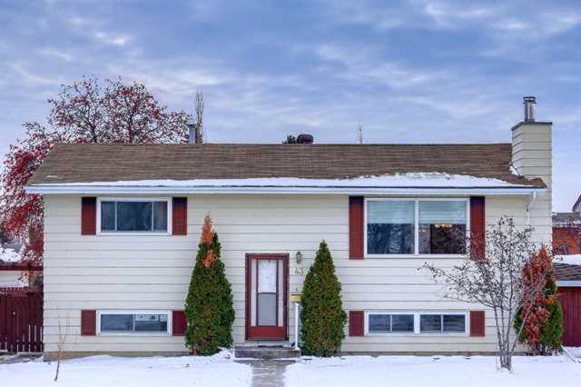 43 Oak St Red Deer, AB T4P 2N7