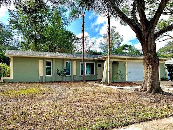 1278 Overcash Dr Dunedin, FL 34698