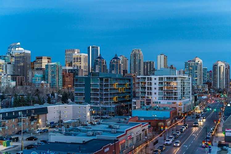 1110 3 Ave NW #706 Calgary, AB T2N 4J3
