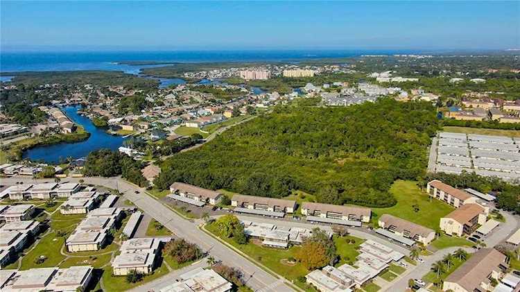 4901 Onyx Ln #204 New Port Richey, FL 34652