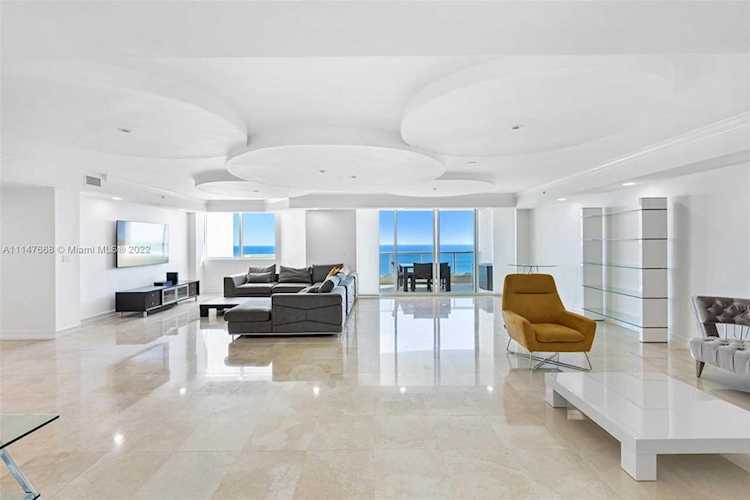 Address Withheld Aventura, FL 33180