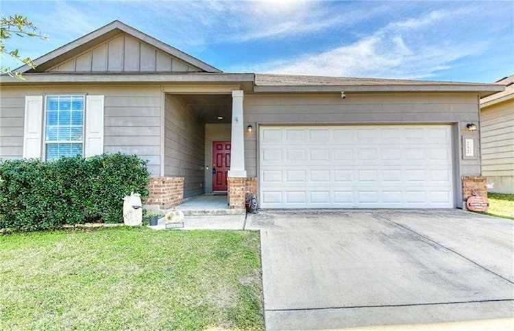 257 Pigeonberry PASS Buda, TX 78610