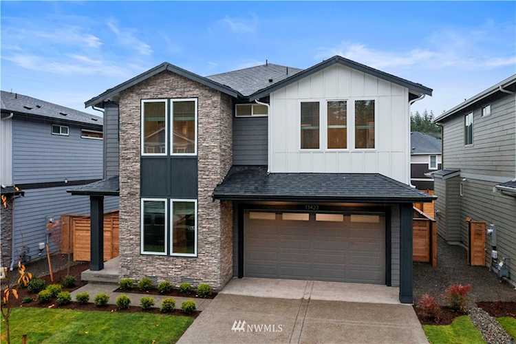 18717 129th St E Bonney Lake, WA 98391