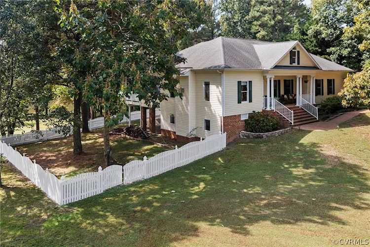 433 Elm Creek Dr Manakin Sabot, VA 23103