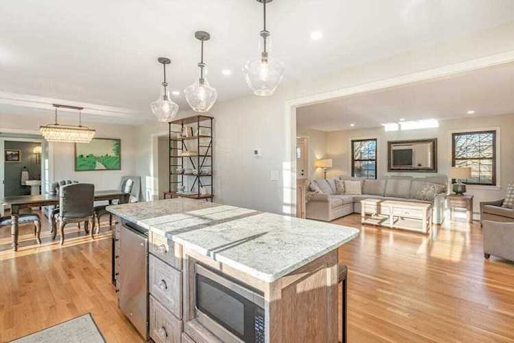 26 Bow Street Peabody, MA 01960 | MLS 72935513 Photo 1