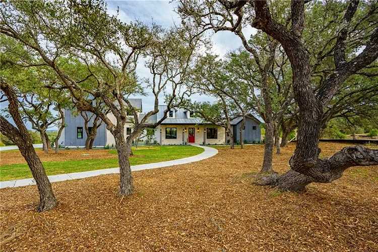 6525 Caudill LN Austin, TX 78738