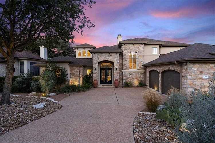 5314 N Scout Island CIR Austin, TX 78731