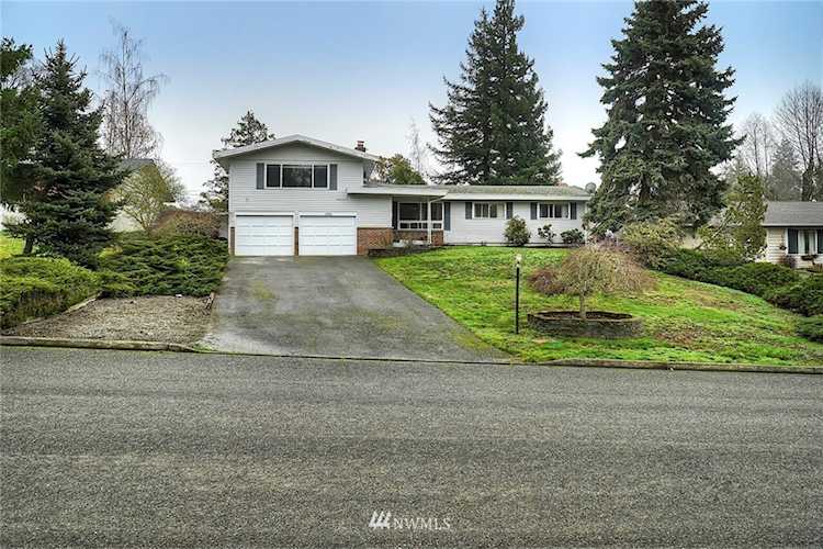 2904 Mcclain Ave Bremerton, WA 98310 | MLS® 1880121 Photo 1