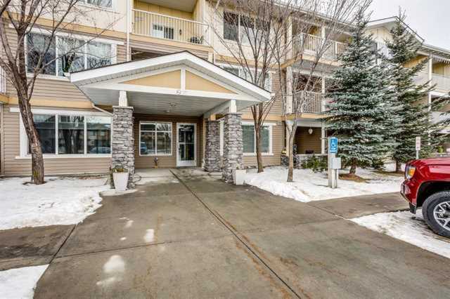 4 SE Kingsland Close Airdrie, AB T3A 0J3