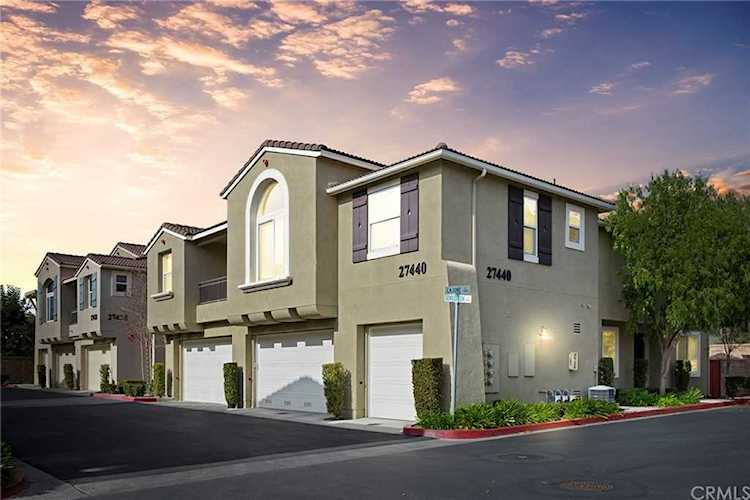 27440 Gentlebrook Ct #3 Murrieta, CA 92562 | MLS SW22008721 Photo 1