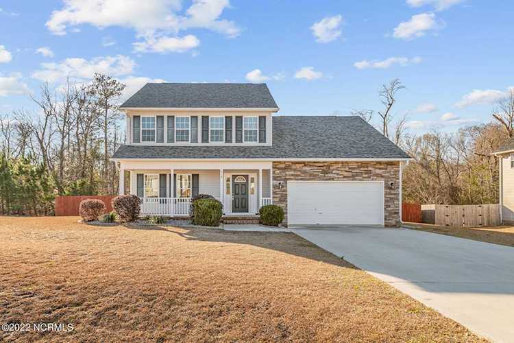 418 Sundown Court Hubert, NC 28539 Photo 1